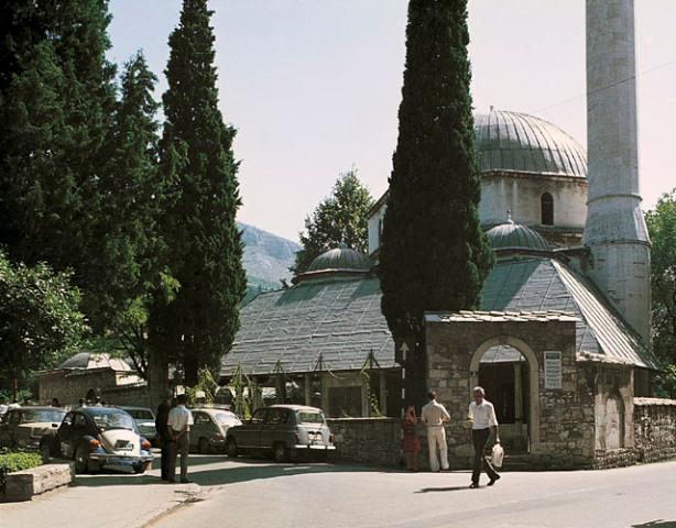 Karadjoz Beg Mosque 1554-restored 1978 Mostar Bosnia and Herzegovina2